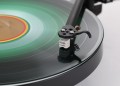 Replay_carbon_playng_close_BM_vinyl_0094.jpg